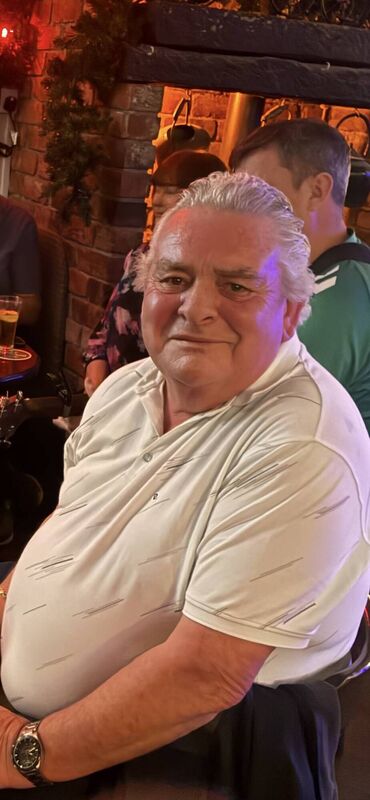 Former Iona and Gonkers player Mick O’Callaghan enjoying catching-up with his old team mates