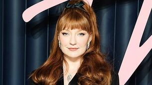 Girls Aloud singer Nicola Roberts announces she is pregnant with first child