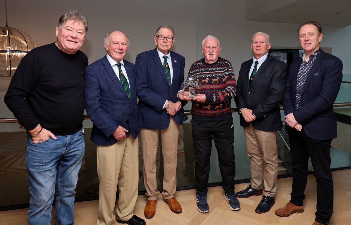 Frank Walley, President Cork City Sports, presenting the September award accepted on behalf of Niamh Allen by Donie Walsh, Leevale, also included are, Trevor Welch, 96FM, Ray Shanahan, Chairman Cork City Sports, Donal Murnane, Communications Cork City Sports and Eoghan Dinan, The Echo. Picture: Jim Coughlan.