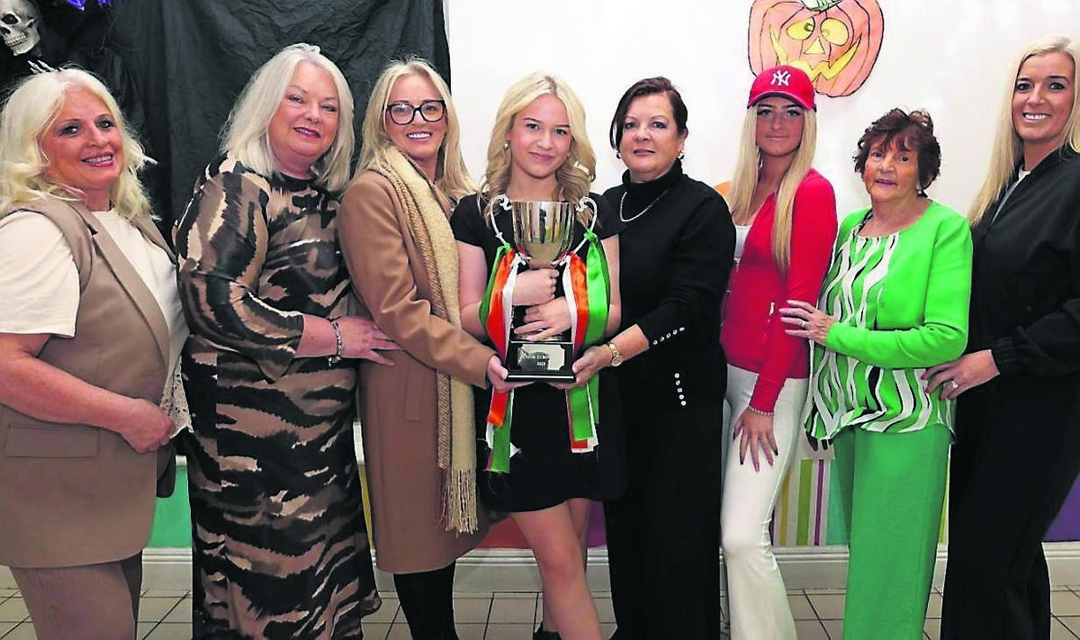 Lottie after the national title win with family, Julie O’Driscoll, Veronica O’Rourke, Celine O’Driscoll, Charlotte O’Driscoll, Brooke O’Driscoll, Jenny McCarthy and Gemma O’Driscoll.