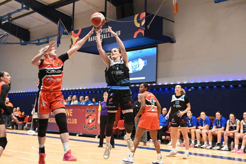  Claire O'Sullivan shoots for UCC Glanmire in the first quarter against Killester. BASKETBALL: Domino's Women's National Cup semi-final. Killester vs UCC Glanmire in Neptune Stadium on Saturday . Picture: Larry Cummins