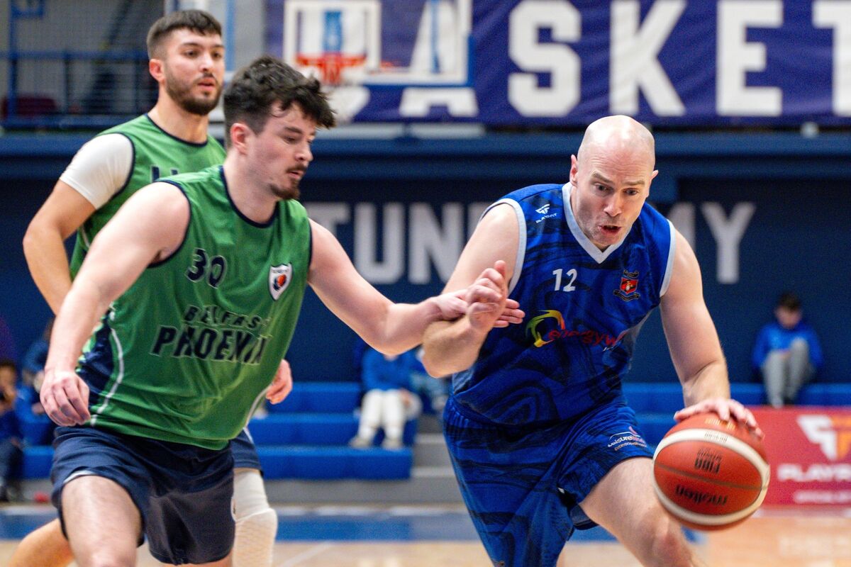 Neptune’s Sean Carroll thunders towards the basket during the NICC Men’s National Cup tie with Belfast at Neptune Stadium. Picture Chani Anderson