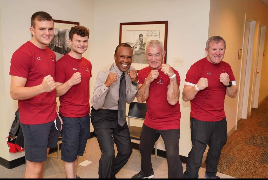Cathal Crowley, Derek Murray, Sugar Ray Leonard, Tommy Kelleher and Tommy Murray in San Francisco last year. JW 