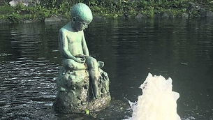 <p class="contextmenu internal_Caption">Joseph Higgins’ most famous work, Boy With A Boat, at Fitzgerald’s Park In Cork city</p> <p class="contextmenu internal_Caption">Joseph Higgins’ most famous work, Boy With A Boat, at Fitzgerald’s Park In Cork city</p>