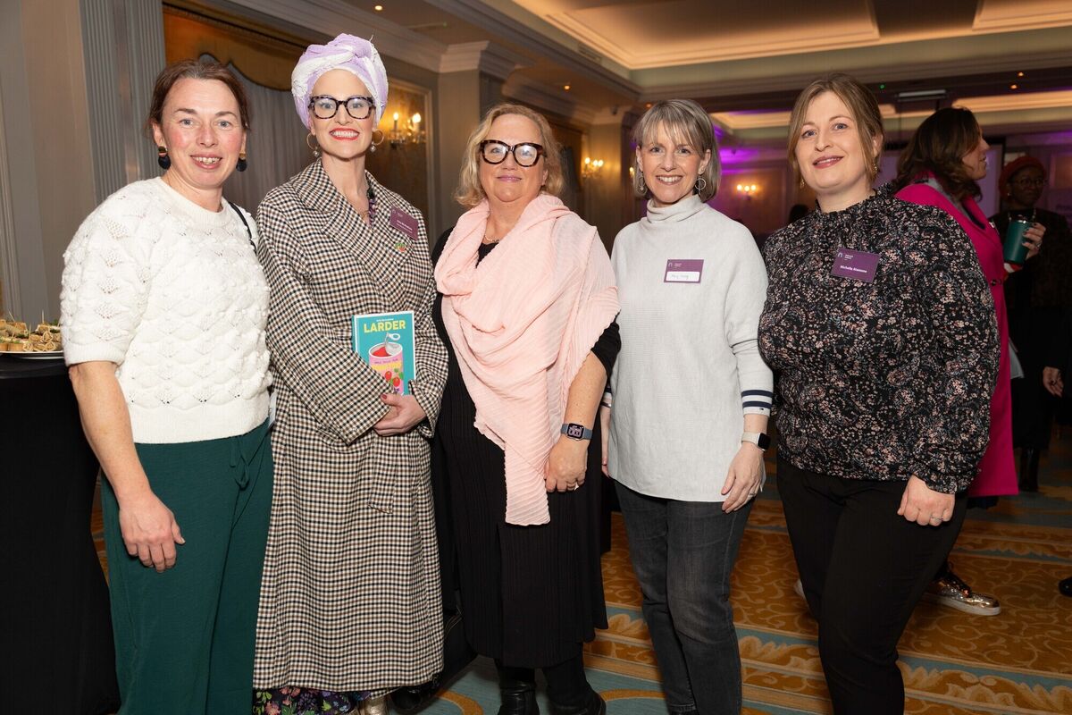 Lorna O’Regan, Feel Good Healthcare and Fitness, Orla McAndrew, Orla McAndrew Foods, Sarah Leather, The Simplicity Solution, Mary Casey, Salt Robin and Michelle Atamene, Michelle Life and Business Coaching at the Network Ireland Cork Branch January event titled Get Published in 2026 in the Imperial Hotel. 