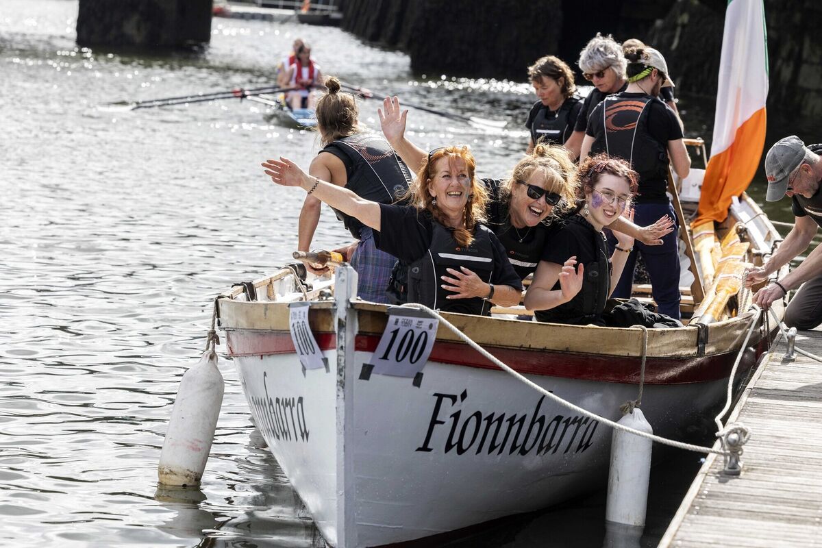 Members of Fionnbarra/Meitheal Mara competiting in Ocean to City. 	Picture Clare Keogh.