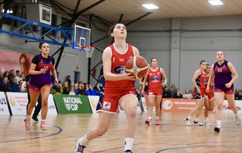 Abbie Lyons eyes the basket before laying up for Brunell against Glanmire. Picture: Larry Cummins