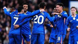 Liam Rosenior tastes victory in first Premier League game in charge of Chelsea