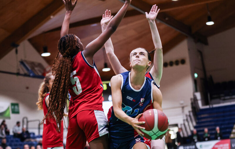 Gurranabraher Credit Union Brunell's Ava Walsh is challenged by Victoria Tinubu of Templeogue. Picture: INPHO/Tom Maher