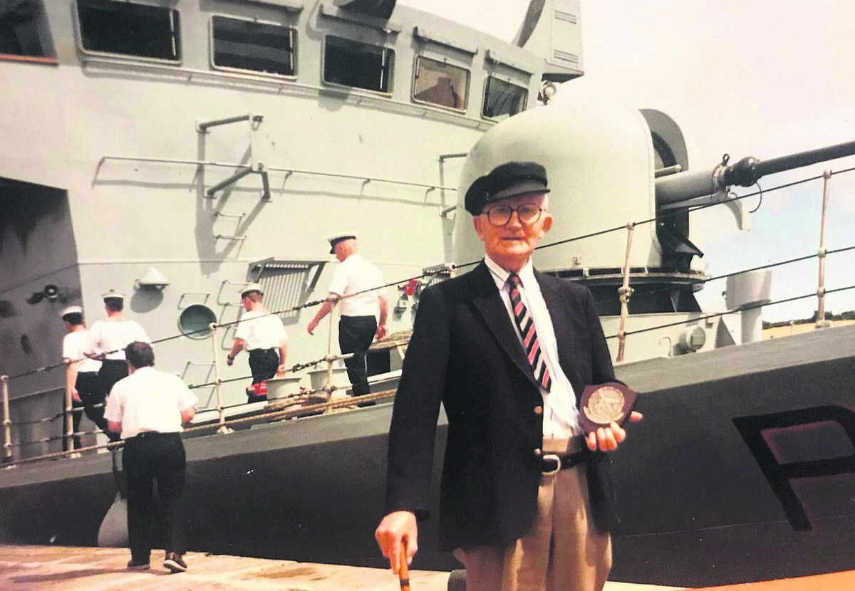 Frank Twohig, who was transferred to Haulbowline in 1945 and was amongst a group of officers in the newly-formed Irish Naval Service. His son-in-law, Brian Cronin has fond memories of his time in An Slua Muirí
