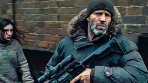 <p class="contextmenu internal_Caption">Bodhi Rae Breathnach and Jason Stathan in Shelter</p> <p class="contextmenu internal_Caption">Bodhi Rae Breathnach and Jason Stathan in Shelter</p>