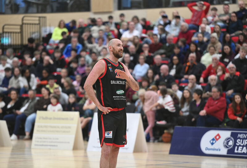  Keelan Cairns, Ballincollig, eyes the scoreboard at MTU. Picture: Larry Cummins
