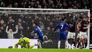 Chelsea complete remarkable comeback victory over shellshocked West Ham Chelsea complete remarkable comeback victory over shellshocked West Ham