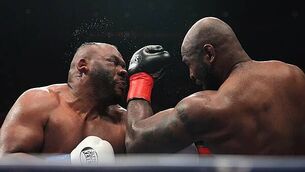 Jarrell Miller involved in bizarre incident as hairpiece comes off during fight Jarrell Miller involved in bizarre incident as hairpiece comes off during fight