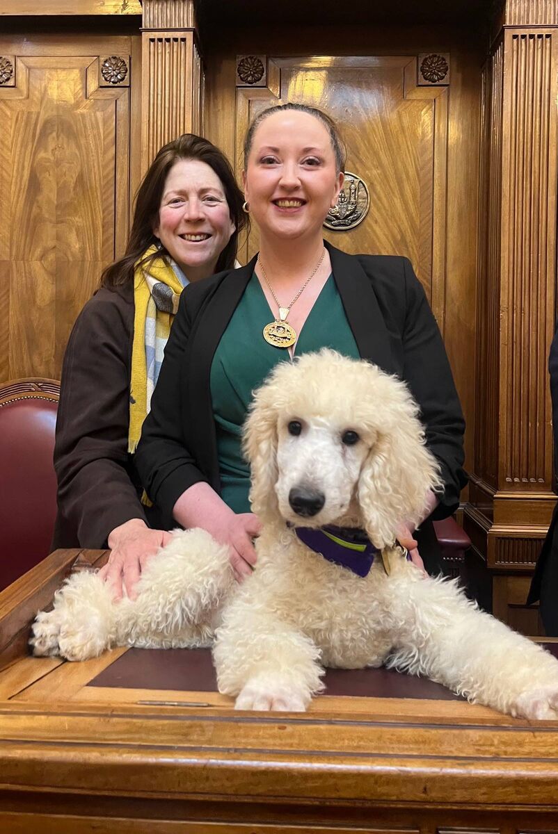 Jennifer Dowler, CEO Dogs for the Disabled, with Lady Mayoress Karen Brennan and pup in training Yannick at Cork City Hall. 