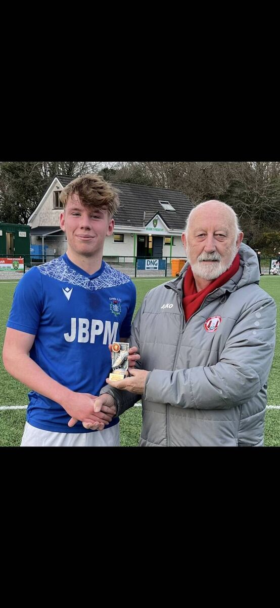 Mr Sean O’Sullivan Chairman of the Cork Youth League presenting the Gary McCarthy man of the match award to Kinsale player Sean O’Driscoll after the U17 Premier game against Passage. KD 