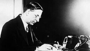 SWITZERLAND-POLITICS-DE VALERA