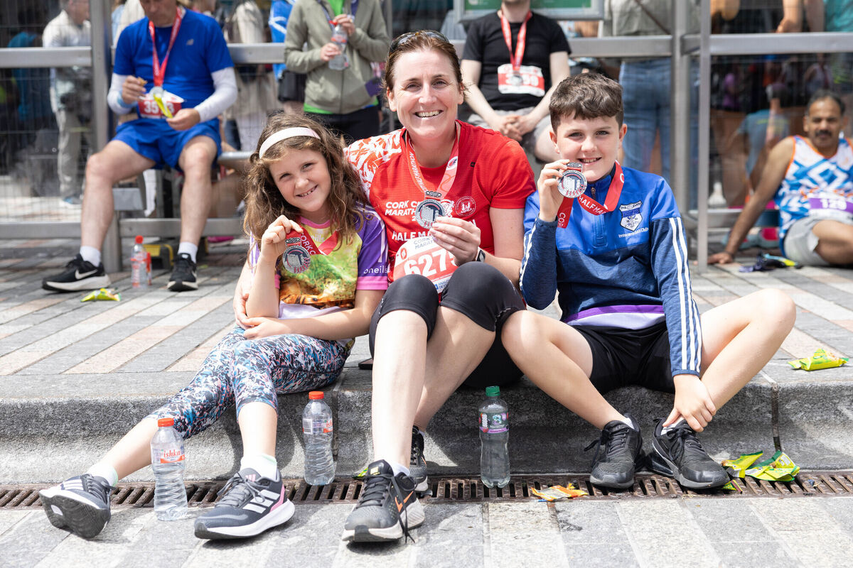 Ella, Martina and Taide O’Leary, inniscara at the Cork City Marathon 2025, a Cork City Council event. Photo: Darragh Kane