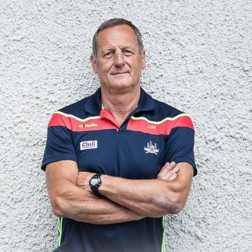 I’m not great at meeting up. I am more open to meeting anytime by chance, says John. 