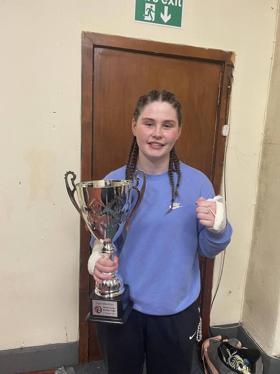 Young Cork Professional Muay-Thai fighter Aideen Mullins with the Siam Warriors Silver Series PRO/AM 67 KG title Young Cork Professional Muay-Thai fighter Aideen Mullins with the Siam Warriors Silver Series PRO/AM 67 KG title
