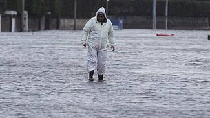 Minister says flood relief plans should not need to be cut due to science centre Minister says flood relief plans should not need to be cut due to science centre