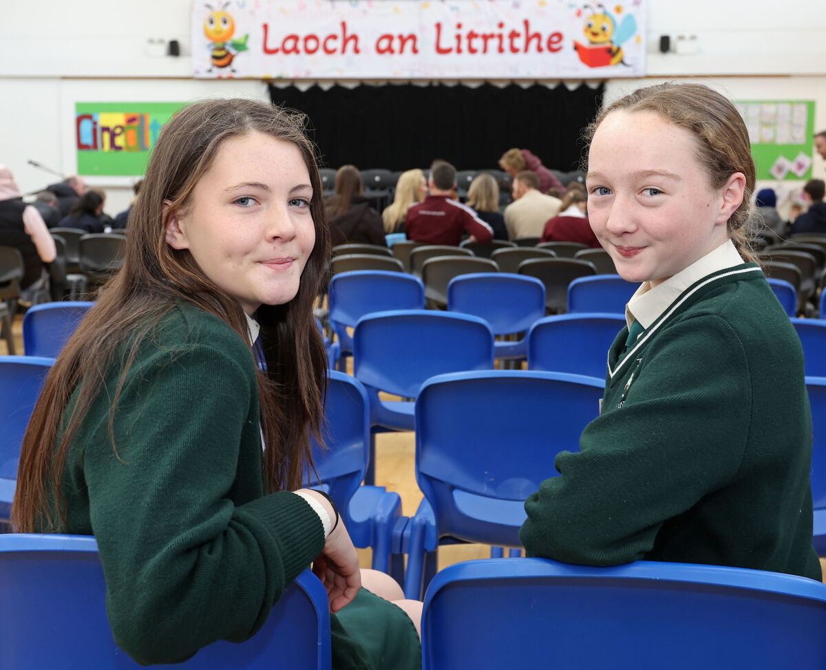  Aoibhinn Nì Drisceoil and Aisling Nì Chathàin, both competitors from Gaelscoil Mhachan at the 