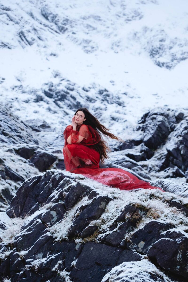 Shannen said the breathing techniques which she has mastered through her yoga practise helped her enormously to endure the cold air of the mountain.