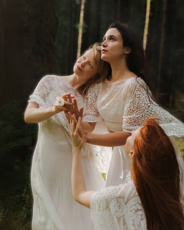 Alice Halliday with Shannen Woods during a bridal couture photoshoot last year.	Picture: Elisa Babkina
                    