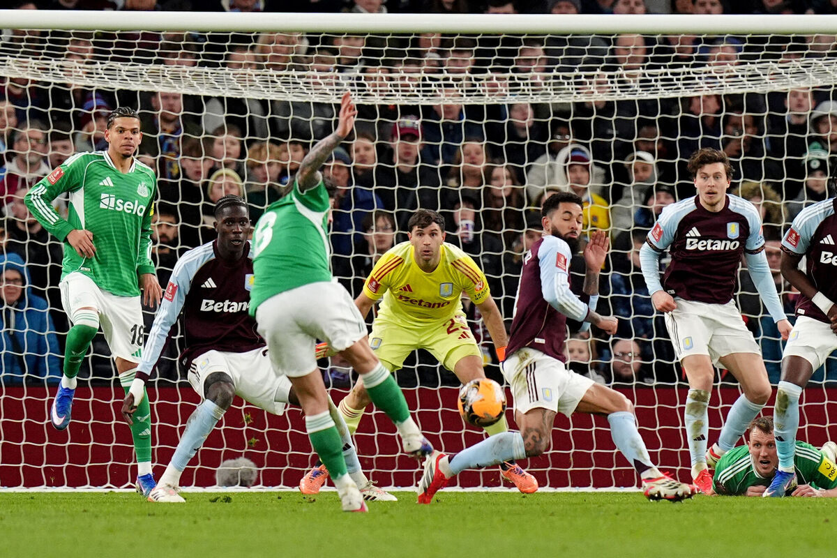 Newcastle United's Sandro Tonali (centre) scores his sides first goal against Villa from play after controversial penalty error. Picture : Jacob King/PA Wire
