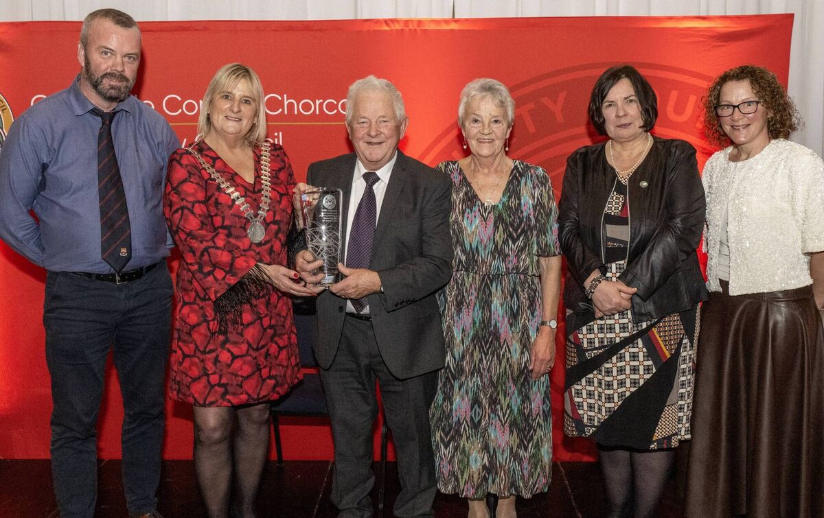 Cllr Mary Linehan Foley with the chief executive of Cork County Council, Moira Murrell and third winner of the Western Division, Willie O’Donovan. Cllr Mary Linehan Foley with the chief executive of Cork County Council, Moira Murrell and third winner of the Western Division, Willie O’Donovan.