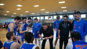 <p>UCC Demons coach Danny O'Mahony in the closing moments of the game on Sunday. Picture: Noel</p>