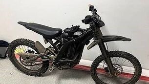 Man arrested, garda hospitalised after being struck by motorbike in Dublin Man arrested, garda hospitalised after being struck by motorbike in Dublin