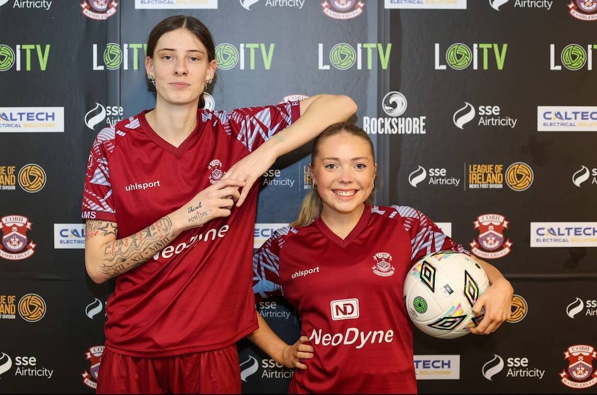 Cobh Ramblers co-captains Olivia Gibson and Jane Finlay 