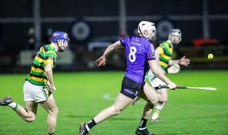 Sars' Killian Murphy breaks away from the Glen's Conor McCarthy. Picture: David Creedon