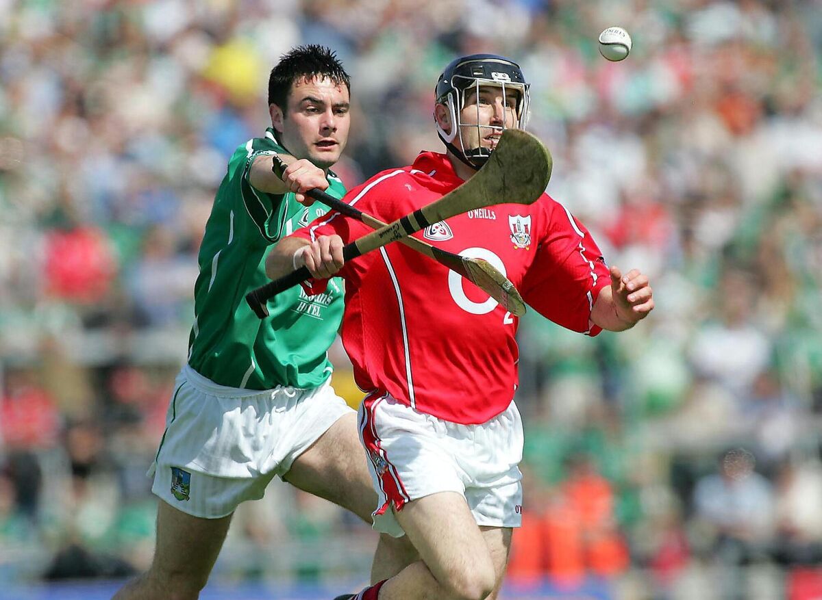 Ben O'Connor taking on Limerick's Peter Lawlor in 2004. Picture: INPHO/Kieran Clancy