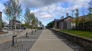 <p class="contextmenu internal_Caption">There is enough width left on the Midleton to Youghal Greenway to enable a light rail or rapid bus transit corridor to be accommodated.</p>